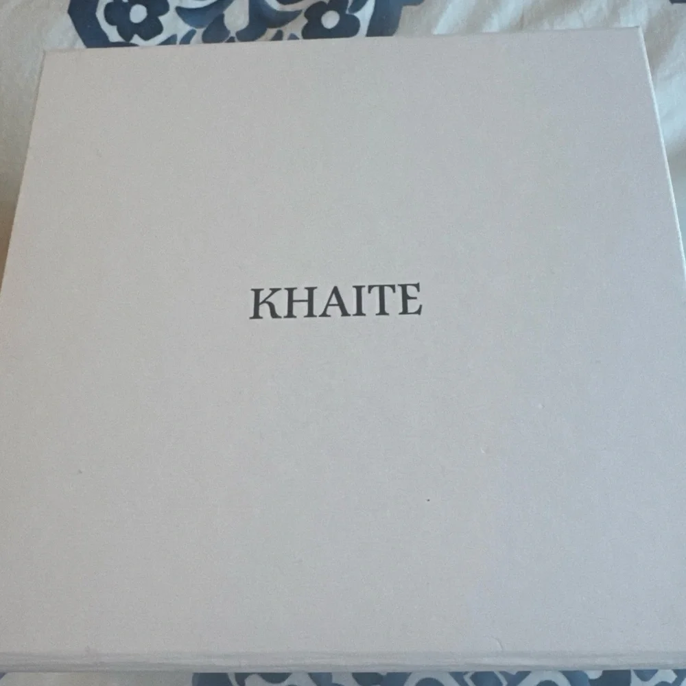 KHAITE classic black